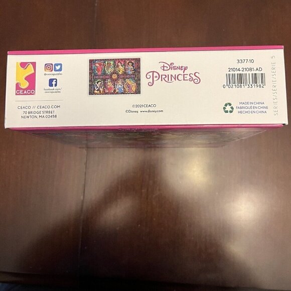 Ceaco 2021 Disney Princess Collage 1000 Piece Puzzle 26.6" x 19" Bonus Poster - Picture 11 of 11